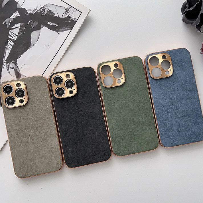 Personalisierte Luxus Apple iPhone Hülle | Namen, Initialen, Symbole & Zahlen | MagSafe-Ledercase mit metallener Gold-Kameraprotektion für iPhone 17/17 Air, 16/16e, 15, 14, 13 Pro Max Plus