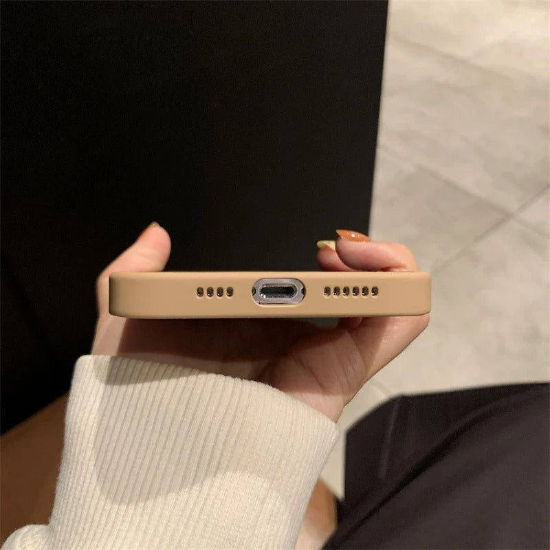 Personalisierte Luxus Leder iPhone Hülle für Apple iPhone 17/17 Air, 16/16e, 15, 14, 13 Pro Max Plus | Name, Initialen, Symbolen & Zahlen | Individuelles Case mit Gravur | MagSafe kompatibles Cover mit Kameraschutz & Echtleder