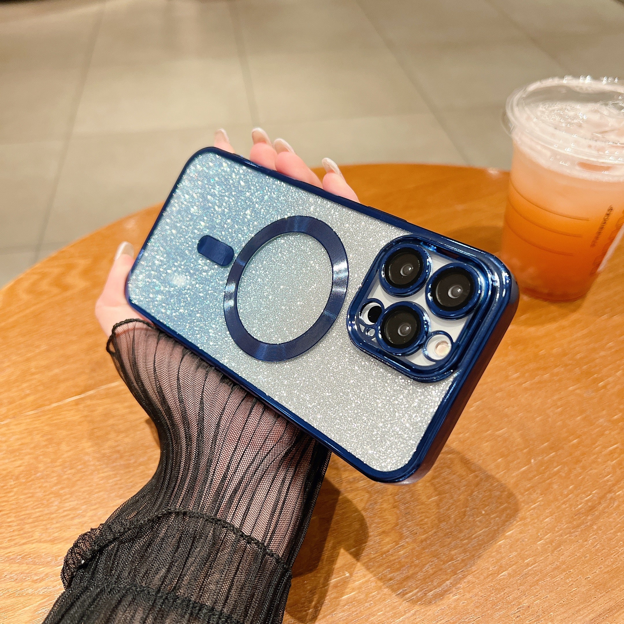 Luxus Crossbody Lanyard Gradient Glitzer Magnetgehäuse iPhone Hülle | MagSafe Case mit Kameralinsenschutzabdeckung für Apple iPhone 17/17 Air/16/16e/15/14/13 Pro Max Plus Cover | Panzertasche, Weiche TPU Plating Handyhülle | Premium Schutzhülle