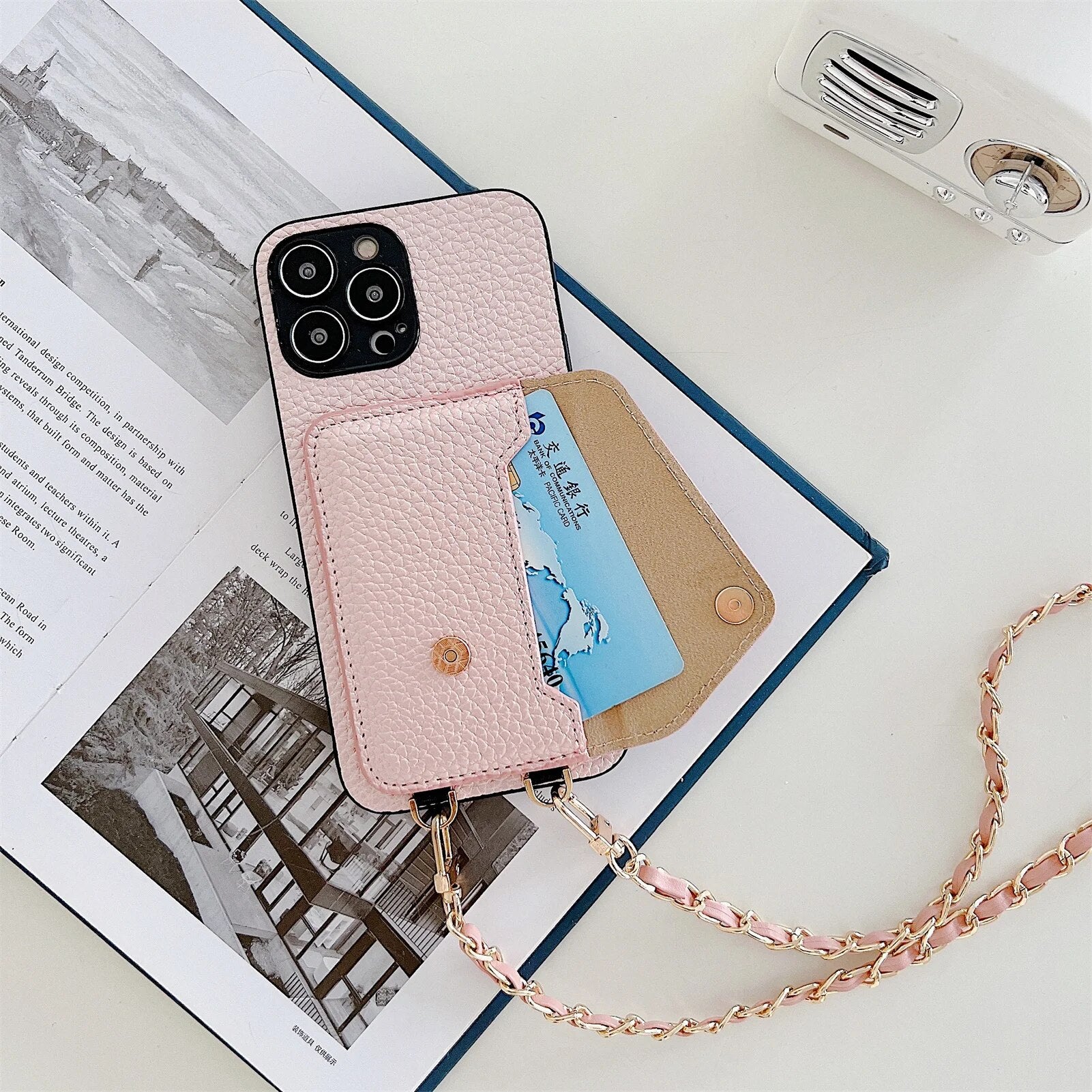 Hochwertige Crossbody-Brieftaschen-Ledertasche mit Kartenhalter und Portemonnaie-Funktion | Apple iPhone-Hülle mit Umhängeband und Geldbörsenfunktion - Phone Heaven Zone