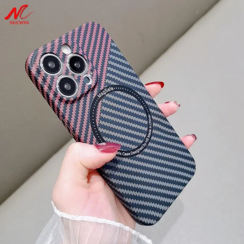 Hochwertige Kohlefaser-Magnetische iPhone-Hülle | MagSafe-Case mit Rundumschutz & Kameralinsenschutz für Apple iPhone 16/16e, 15, 14, 13, 12 Pro Max, Pro, Plus & Mini Cover | Stoßfeste Handyhülle mit Panzertasche & Stoßstangenabdeckung Schutzhülle